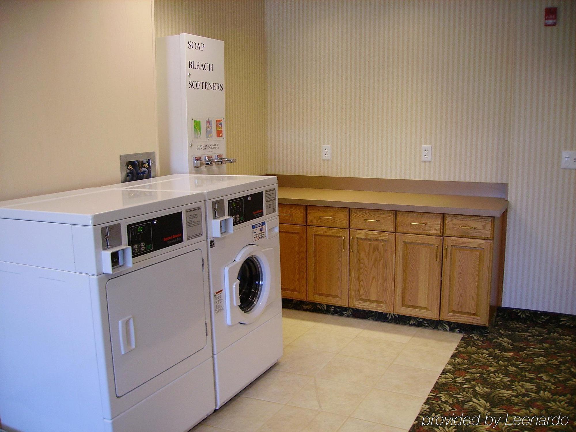 Holiday Inn Express & Suites Yankton By Ihg Facilidades foto